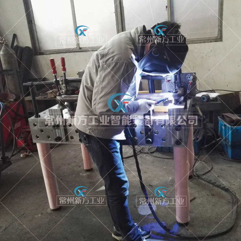 钣金焊接夹具    三维柔性焊接平台
