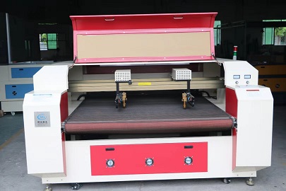 激光切割汽车安全气囊，伴您安全出行！